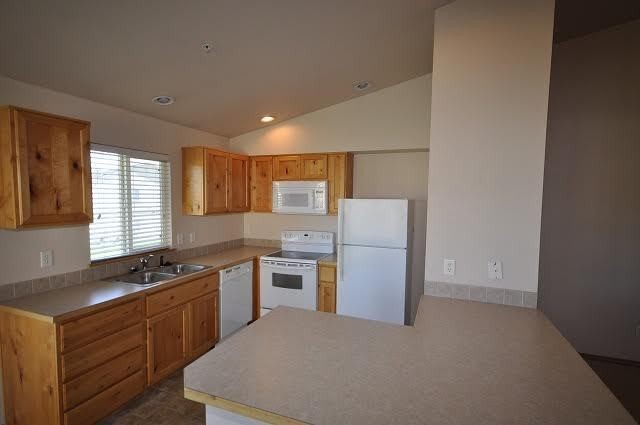 2107 E Whispering Willow Ln-Unit -102 in Nampa, ID - Building Photo - Building Photo