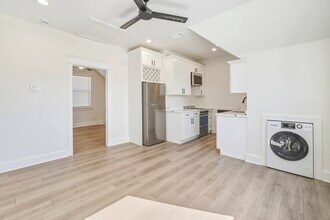 4056 Biltmore Ave in Tallahassee, FL - Foto de edificio - Building Photo