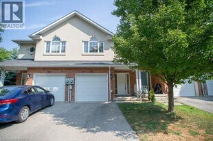 20 McConkey Crescent in Brantford, ON - Building Photo