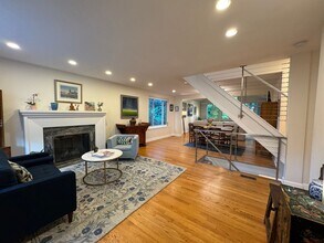 125 S Lee St in Falls Church, VA - Building Photo - Building Photo