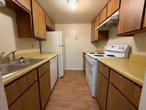 4306 Lake Rd in Killeen, TX - Foto de edificio - Building Photo