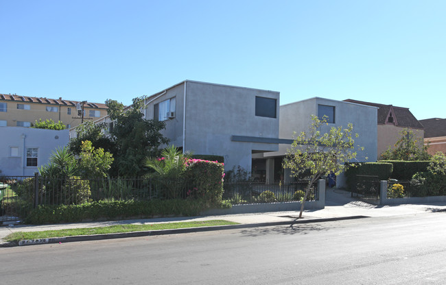 Mel Mar Go Apartments in Los Angeles, CA - Building Photo - Building Photo