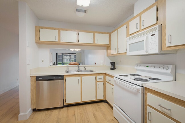 903 Harbour Pointe Way in Greenacres, FL - Building Photo - Building Photo