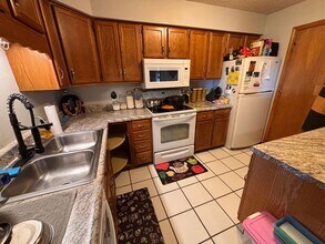 111 Commanche Ct in Junction City, KS - Building Photo - Building Photo