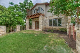 605 Peacock Ln #C C in Austin, TX - Building Photo - Building Photo