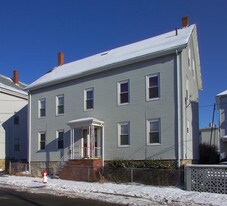 59 Davis St in Fall River, MA - Building Photo