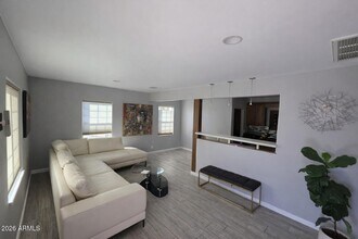 174 W Highland Ave in Phoenix, AZ - Building Photo - Building Photo