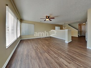 9937 Whispering Pine Dr in Tipp City, OH - Building Photo - Building Photo