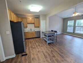 1829 Free Ter in Frederick, MD - Building Photo - Building Photo