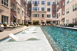 District at Greenbriar