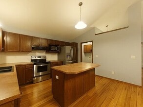 13930 W Harvest Ct in Wichita, KS - Building Photo - Building Photo