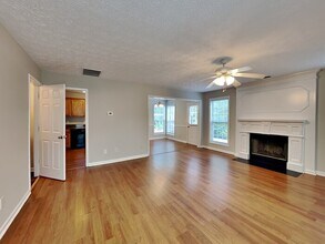 5731 Bridgeport Ct in Flowery Branch, GA - Building Photo - Building Photo