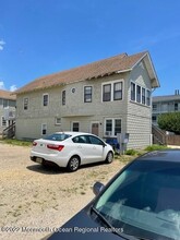 216 Hamilton Ave in Seaside Heights, NJ - Building Photo - Building Photo