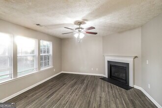 1247 Matt Moore Ct in Lithia Springs, GA - Building Photo - Building Photo
