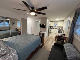 1423 Bexley Dr, Unit 1 in Wilmington, NC - Building Photo