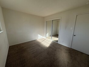 6049 Cherrelyn Way in Carmichael, CA - Building Photo - Building Photo