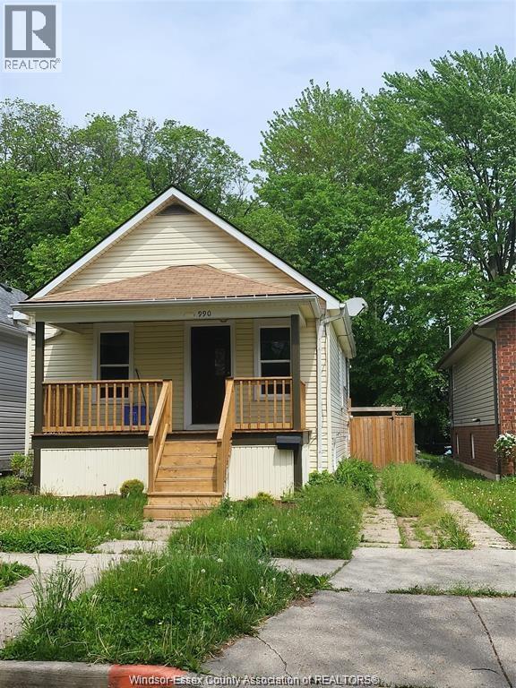 990 Bridge Ave in Windsor, ON - Building Photo - Building Photo