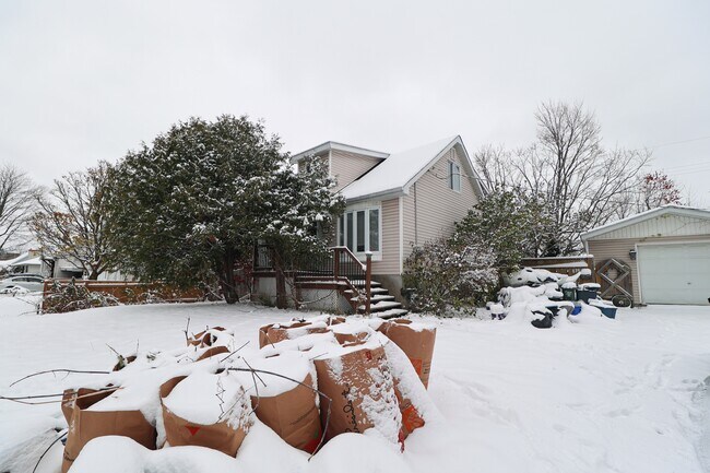 1230 Notting Hill Ave in Ottawa, ON - Building Photo - Building Photo