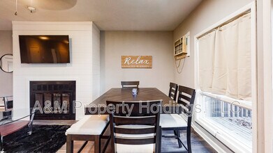 3120 Greenbriar Dr in East Stroudsburg, PA - Building Photo - Building Photo