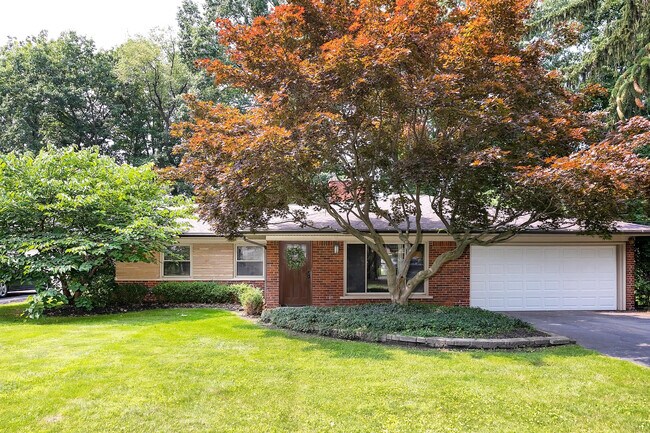 property at 2012 Devonshire Rd
