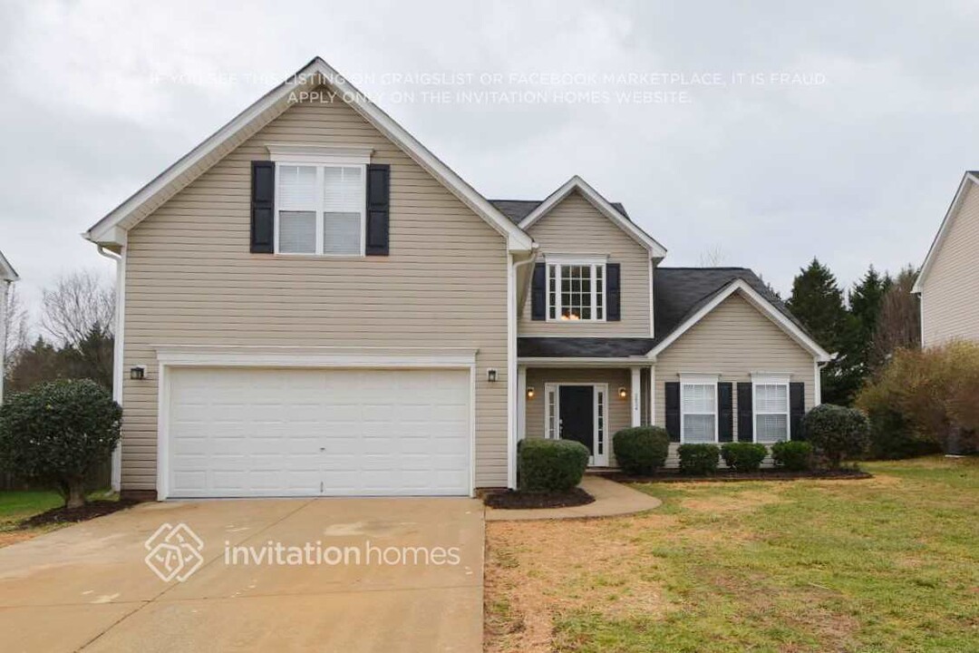 2824 Island Point Dr NW in Concord, NC - Building Photo