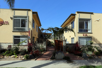 Myers Seaside Apartments in Oceanside, CA - Building Photo - Building Photo