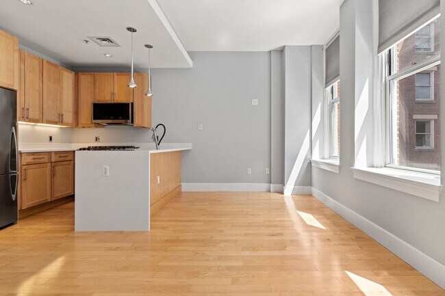 70 Lincoln St in Boston, MA - Building Photo - Building Photo