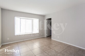 1701 Sweeney Ave in Las Vegas, NV - Building Photo - Building Photo