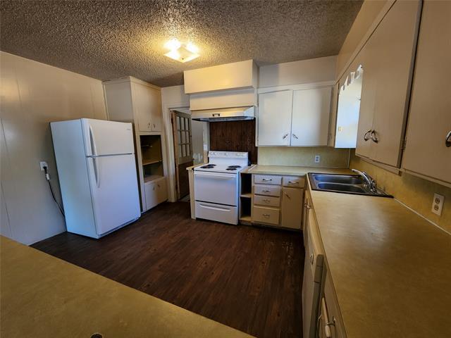 property at 701 E N 12th St