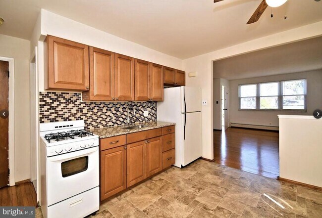 102 Borbeck Ave in Rockledge, PA - Building Photo - Building Photo