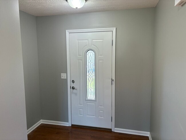 5012 S Cross Point Ct in Richmond, KY - Building Photo - Building Photo