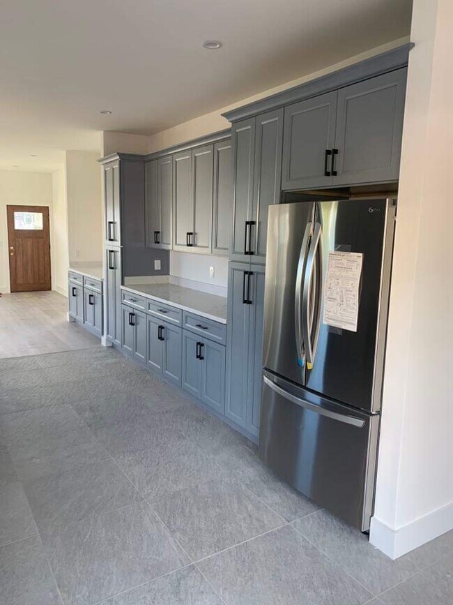 1220 59th St, Unit 1220 in Oakland, CA - Foto de edificio - Building Photo