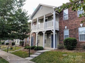 140 Locomotive Ln in Mooresville, NC - Building Photo