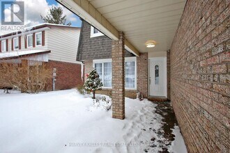 161 Romfield Circuit in Markham, ON - Building Photo - Building Photo