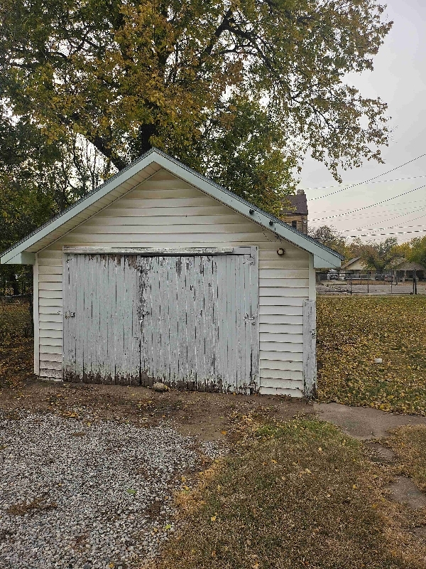 1247 S Ellis St in Wichita, KS - Foto de edificio - Building Photo