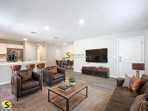 6511 Breezy Oaks Wy in Jacksonville, FL - Building Photo - Building Photo