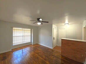 4203 Wuthering Heights Dr in Houston, TX - Building Photo - Building Photo