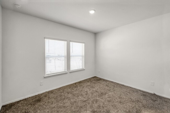 property at 15130 Pr Ml Dr