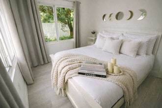 181 NW 46th St in Miami, FL - Building Photo - Building Photo