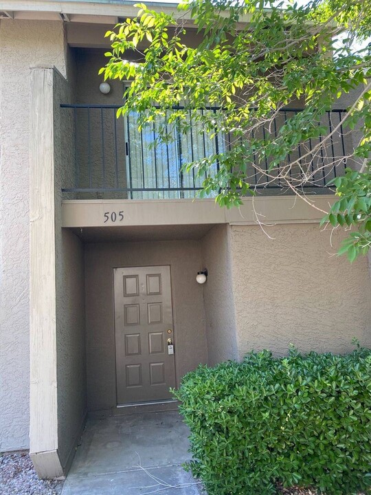 505 Sellers Pl in Henderson, NV - Building Photo