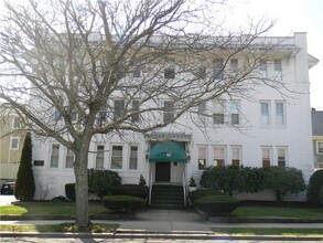 152 Elmgrove Ave in Providence, RI - Building Photo - Building Photo