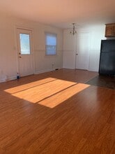 7200 Orcutt Ave in Newport News, VA - Building Photo - Building Photo