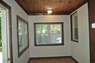 26 Garden Dr, Unit 1 in Fairfield, CT - Building Photo - Building Photo