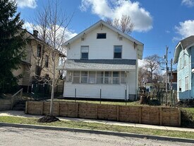 1305 Woodward Ave in South Bend, IN - Building Photo