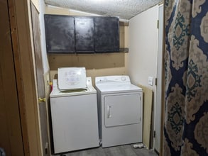 18095 Spangler Ave in Brooksville, FL - Building Photo - Building Photo
