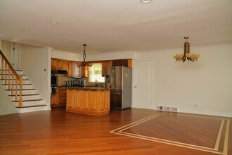 915 S Waverly Ave in Mount Prospect, IL - Building Photo - Building Photo
