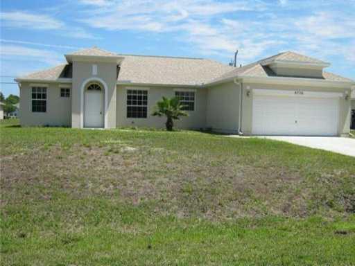 8736 106th Ave in Vero Beach, FL - Building Photo