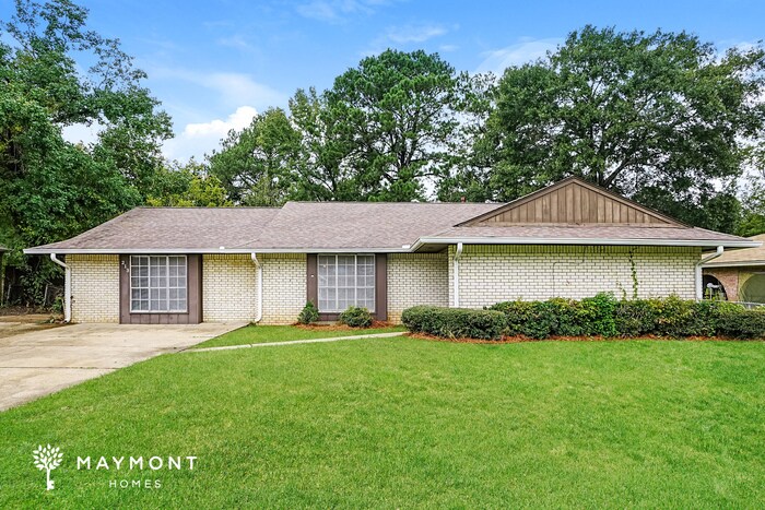 213 Van Doren Dr in Pearl, MS - Building Photo