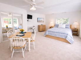 2404 Chatsworth Blvd, Unit Studio in San Diego, CA - Building Photo