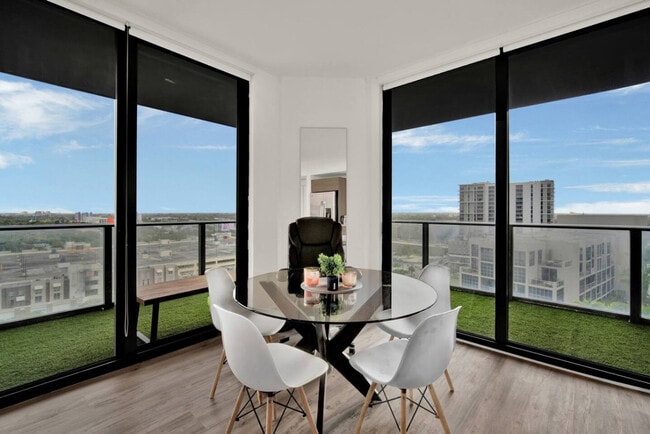 121 NE 34th St, Unit SI ID1521822P in Miami, FL - Building Photo - Building Photo